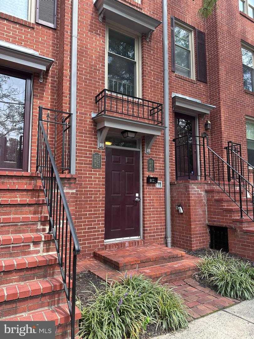1413 ORONOCO STREET APT 1413 Alexandria Virginia United States, for Rent, residential,  , The Holly Group