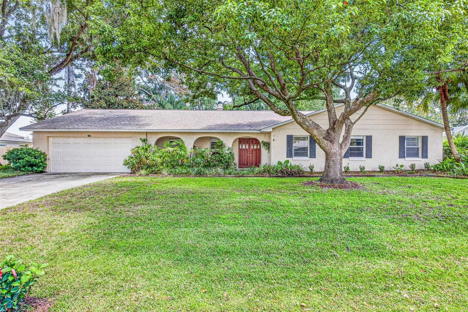 301 VALENCIA COURT Winter Garden Florida United States, for Sale, residential, Zaira Mejia, Spaces & Styles Group