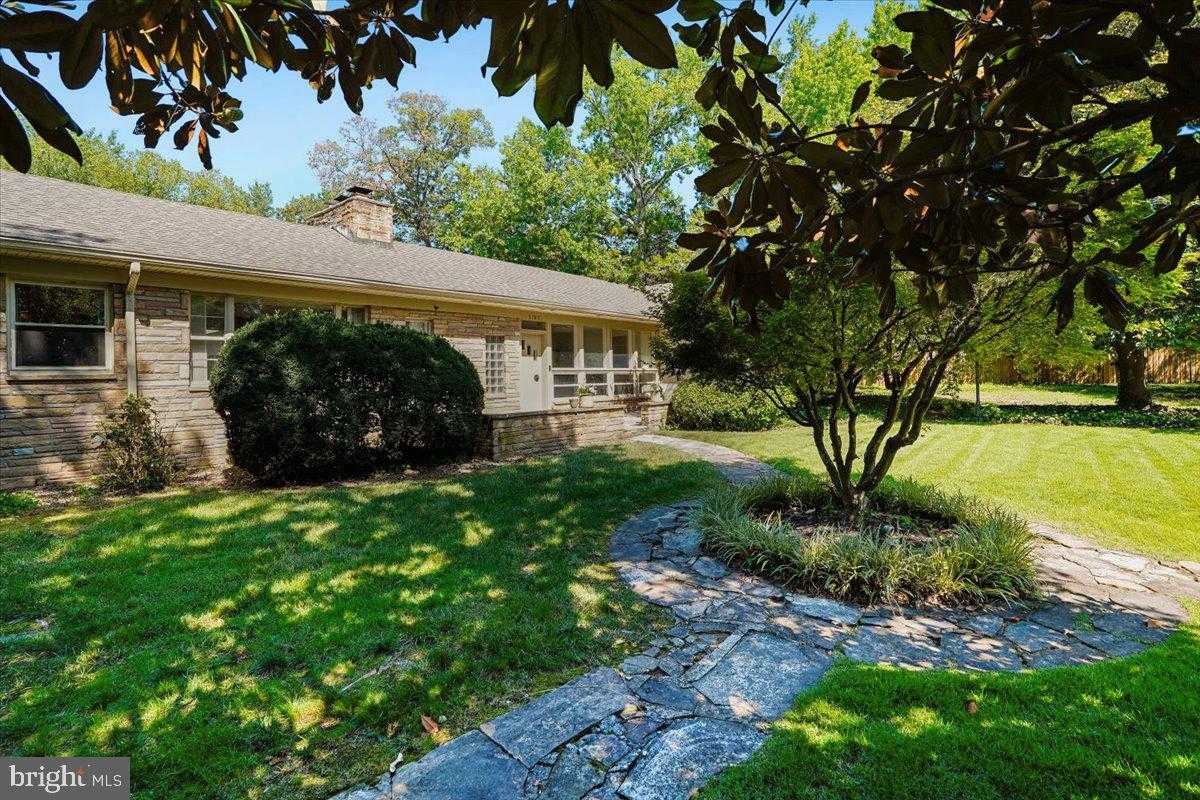 8106 W BOULEVARD DRIVE Alexandria Virginia United States, for Rent, residential,  , The Holly Group