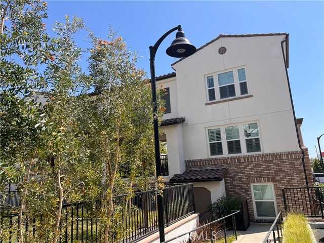 9831 La Serna  APT 1 Whittier California United States, for Rent, residential, Ralph  Morfin, Realty One Group