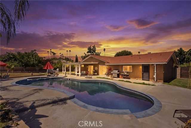 6526 Marlo Way Riverside California United States, for Sale, residential, Jennifer Singh, InCom Brokerage Example