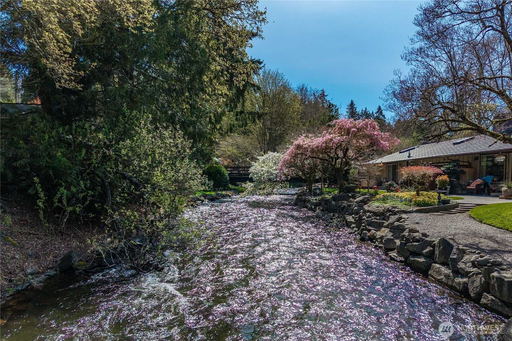 7055 81st Street SW Lakewood Washington United States, for Sale, residential,  , Better Properties Hometown