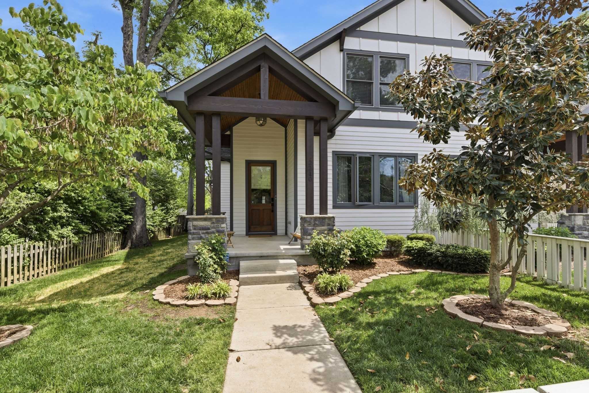 2210 Grantland Ave Nashville Tennessee United States, for Sale, residential, Amy Kempf, Reliant Realty ERA Powered