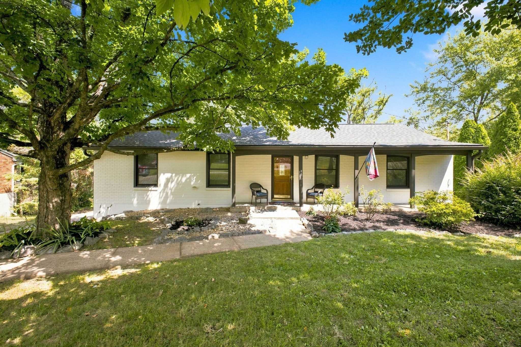 318 Binkley Dr Nashville Tennessee United States, for Sale, residential, Adam Hanes, LPT Realty