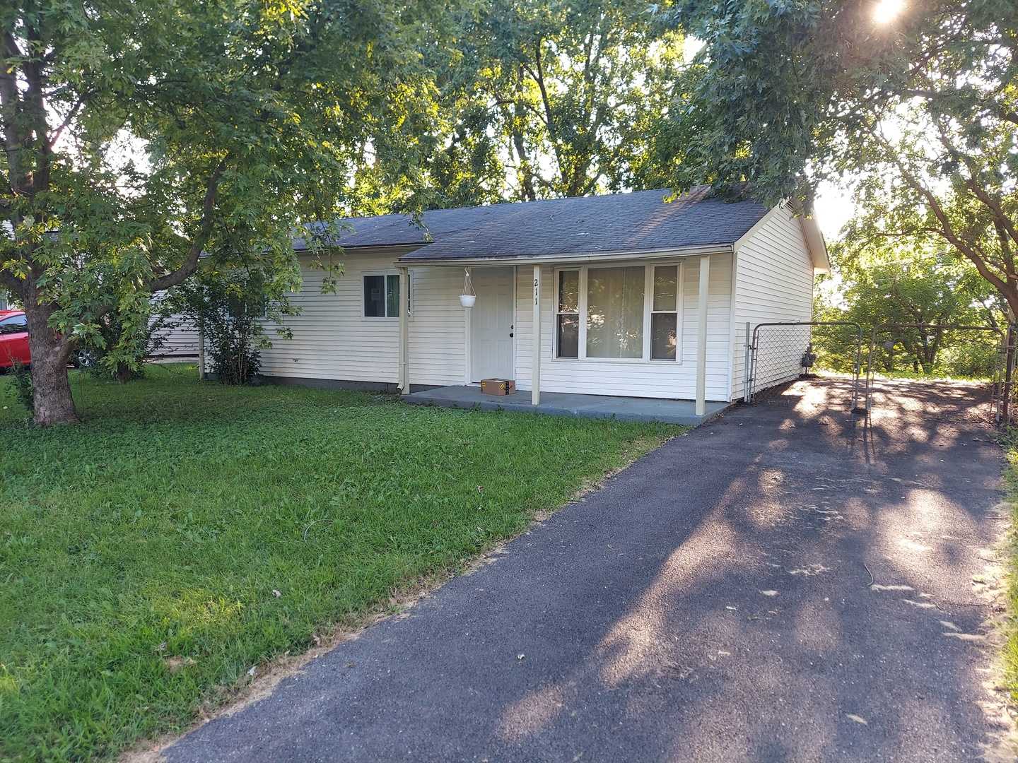 211 Malibu Drive Bolingbrook Illinois United States, for Sale, residential,  , Alpha 7 Realty