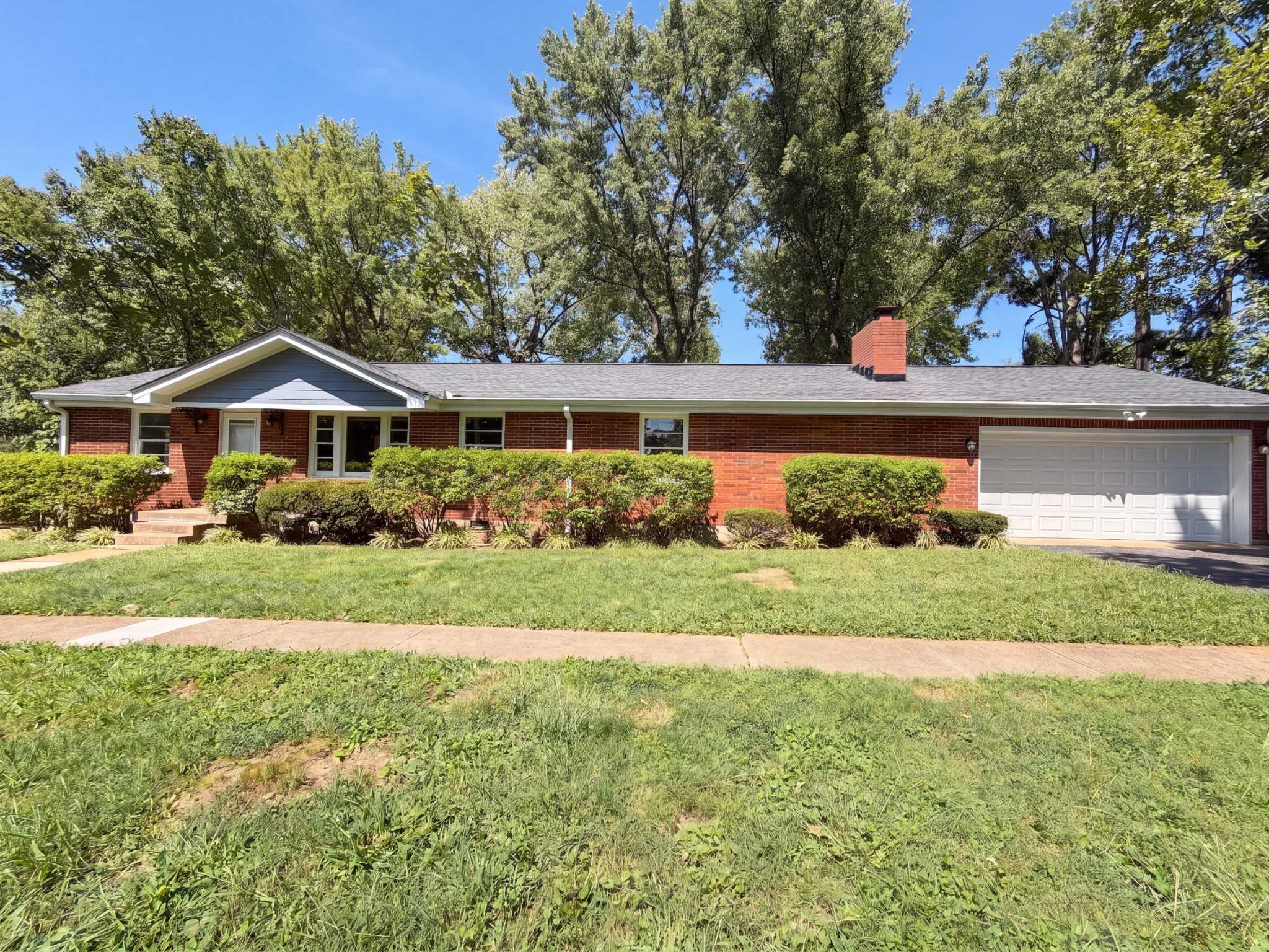 220 Haywood Ln Nashville Tennessee United States, for Sale, residential, Amy Kempf, Reliant Realty ERA Powered
