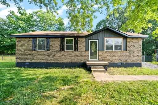 338 Woodale Dr Clarksville Tennessee United States, for Rent, residential, Rebekah  Sprabary, Sweet Home Realty & Property Management