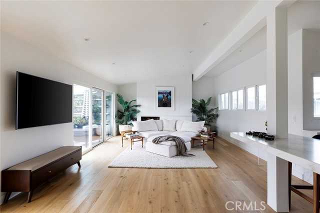 1504 Westcliff Drive APT 5 Newport Beach California United States, for Sale, residential, Kimberly Vicknair, Stanfles Realty