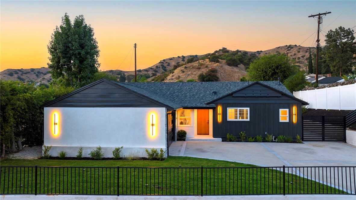 10211 Roscoe Los Angeles California United States, for Sale, residential,  , InCom Real Estate - New Office