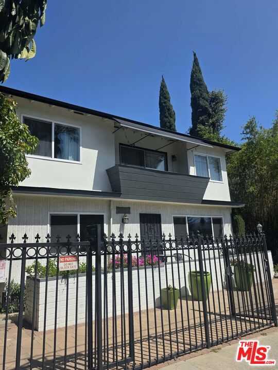 1922 N Vista Del Mar Avenue APT 3 Los Angeles California United States, for Rent, residential,  , Castle Rock Realty