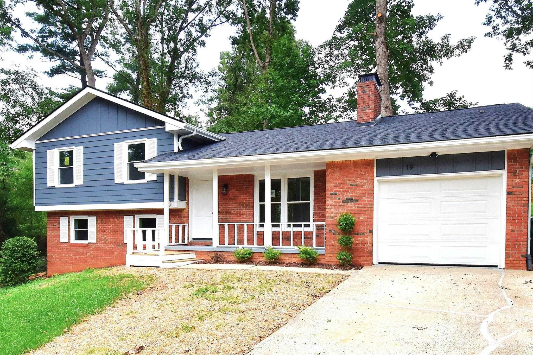 19 Ridge Place Arden North Carolina United States, for Sale, residential, Toby Davis, RE/MAX RESULTS REALTY