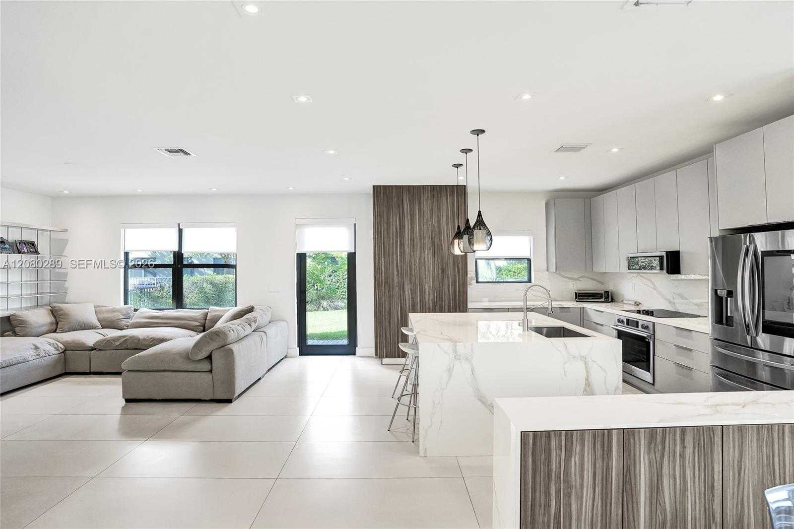 606 NE 191st Ter Miami Florida United States, for Sale, residential,  , INCOM OFFICE EXAMPLE