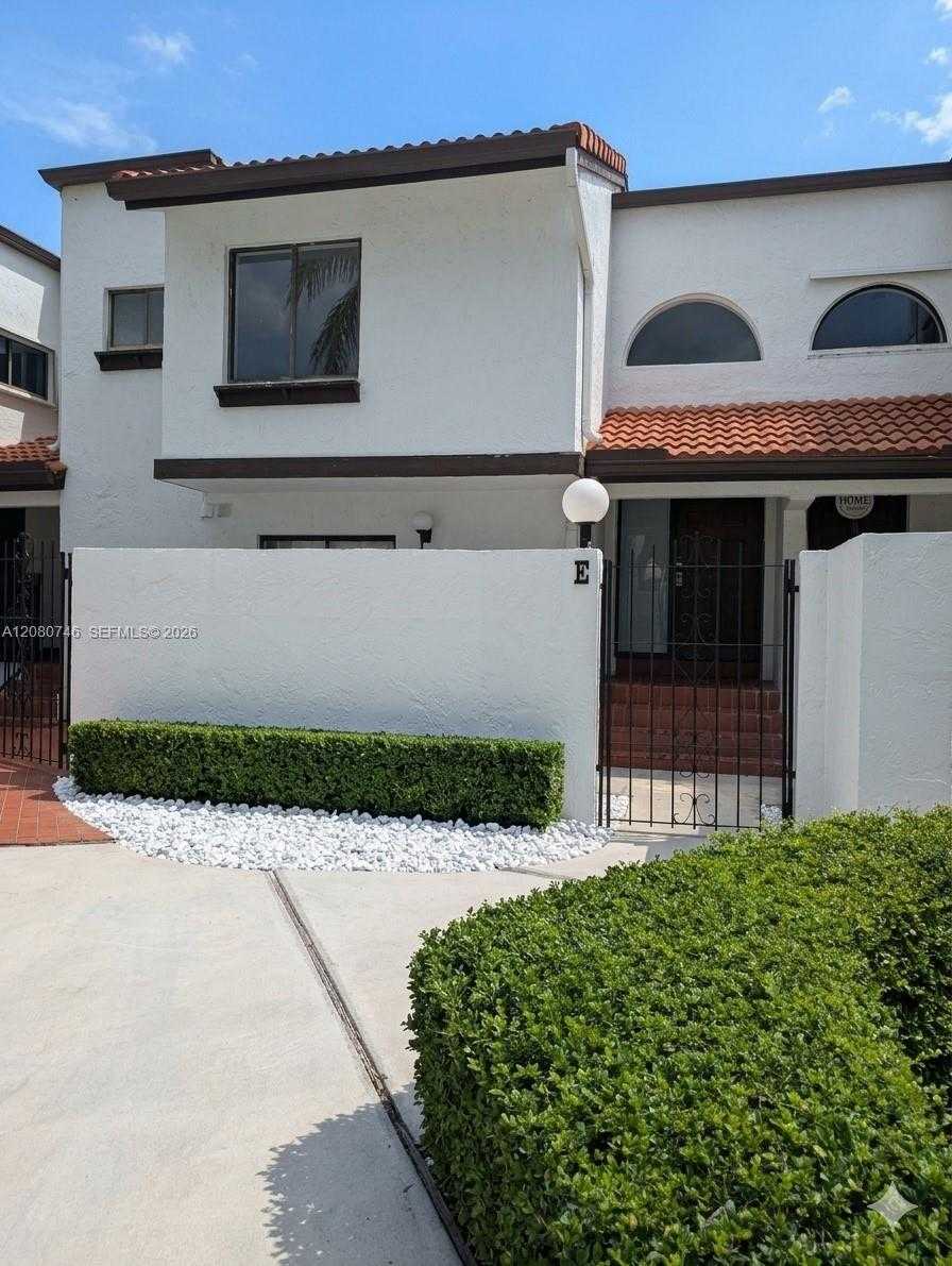 1311 SW 124th Ct  APT 17-E Miami Florida United States, for Sale, residential, Sophia Roy, Incom New Demo Office