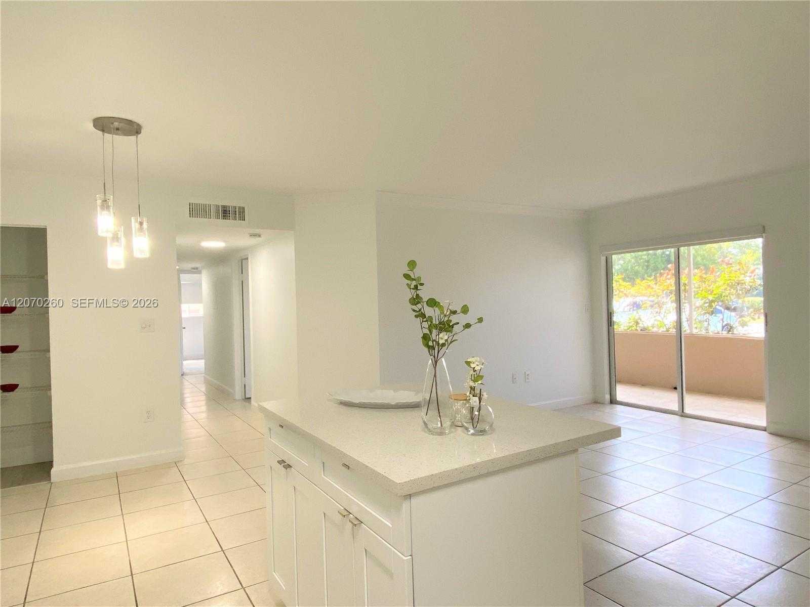 4780 NW 102nd Ave  APT 104 Doral Florida United States, for Rent, residential, Roberto Villasmil, Interinvestments Realty, Inc.