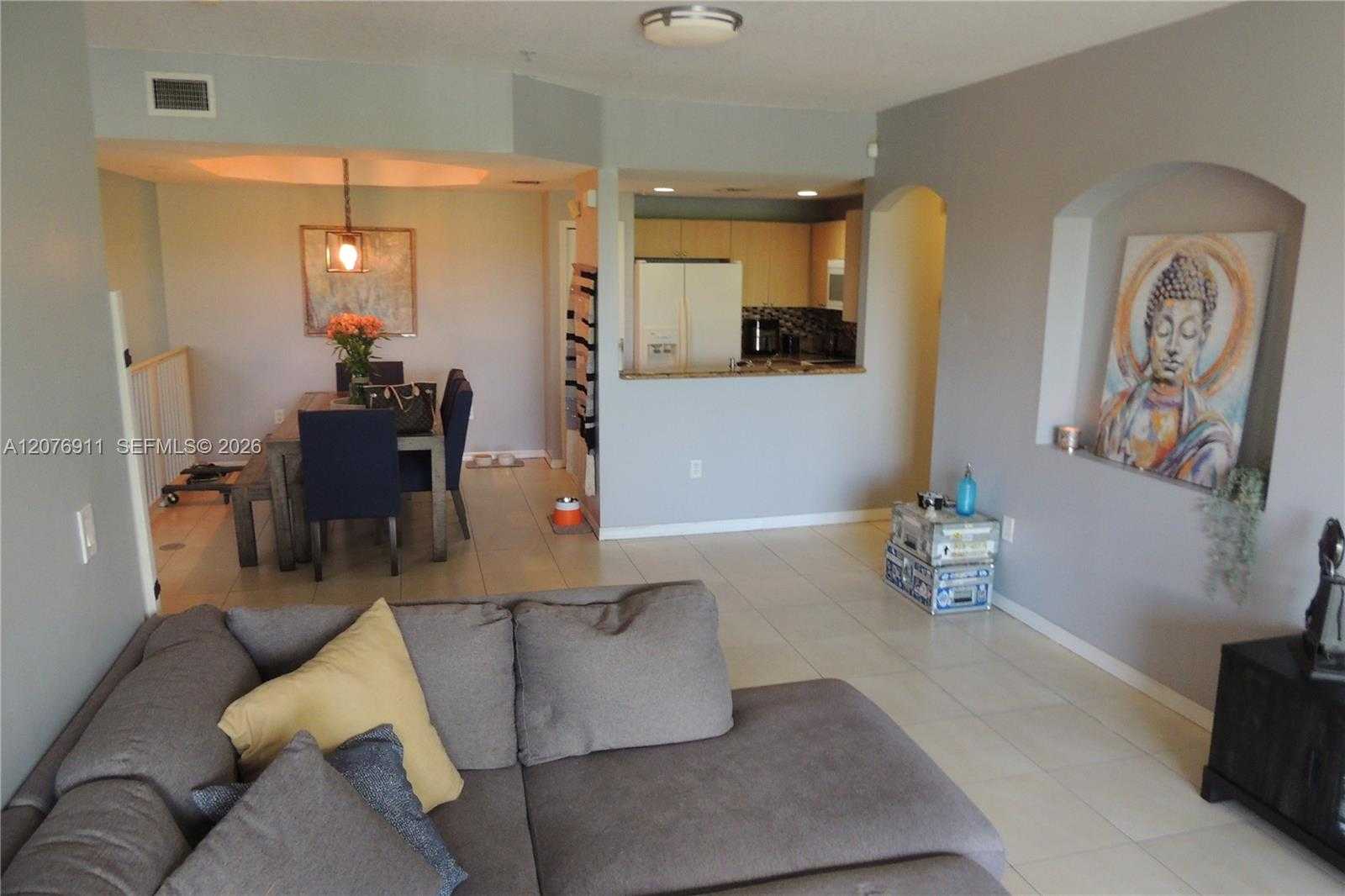 6420 NW 114th Ave  APT 1336 Doral Florida United States, for Rent, residential, Roberto Villasmil, Interinvestments Realty, Inc.