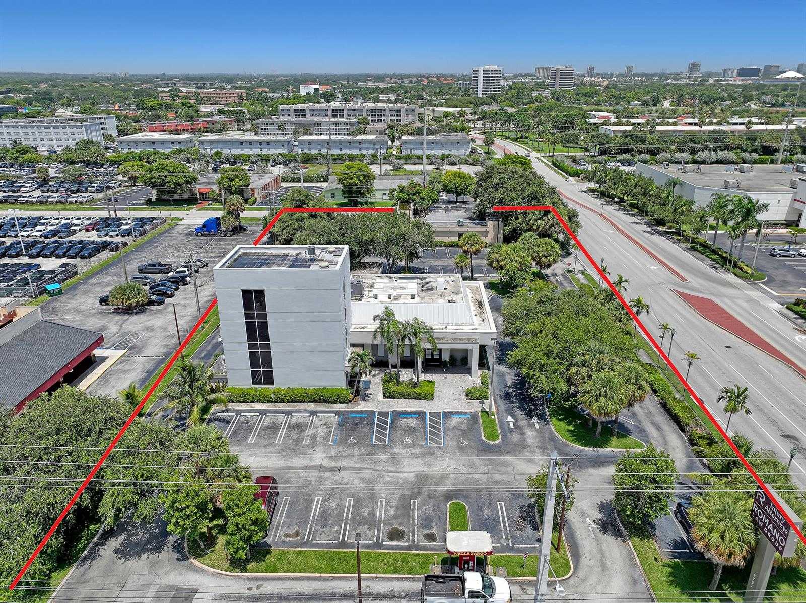 2701 OKEECHOBEE Boulevard West Palm Beach Florida United States, for Sale, commercial,  , Phoenix Realtors LLC