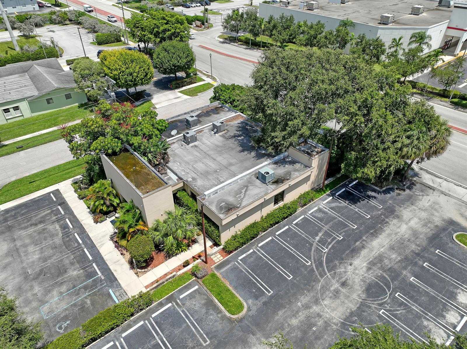 801 SPENCER Drive West Palm Beach Florida United States, for Sale, commercial,  , Phoenix Realtors LLC