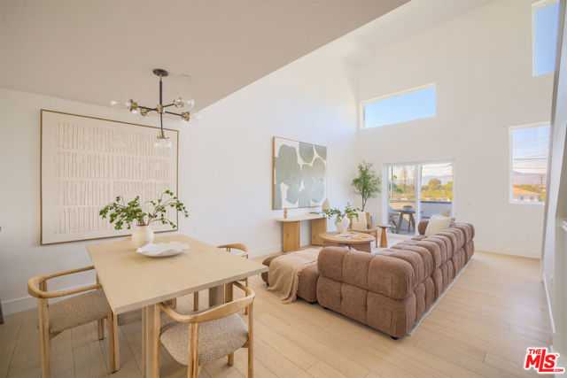 11218 W Victory Boulevard APT 4 Los Angeles California United States, for Sale, residential,  , InCom Real Estate - New Office