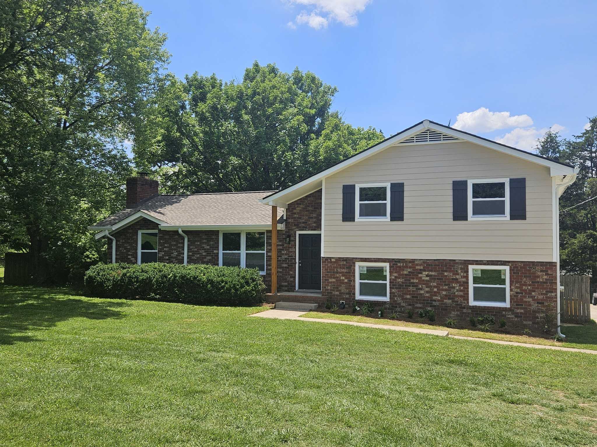 258 Indian Lake Rd Hendersonville Tennessee United States, for Sale, residential, Adam Hanes, LPT Realty