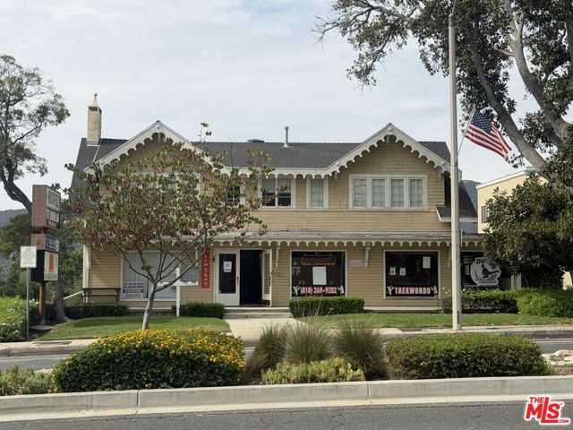 2620 Foothill Boulevard La Crescenta California United States, for Lease, commercial, Seta Rostomian, Berkshire Hathaway HomeService Crest Real Estate