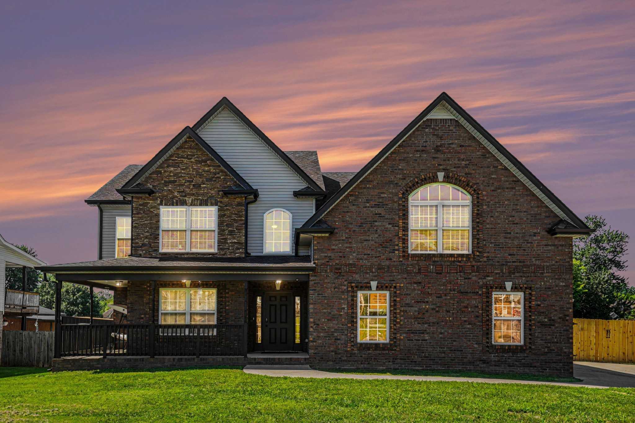 1532 Hattie Ln Clarksville Tennessee United States, for Sale, residential, Adam Hanes, LPT Realty