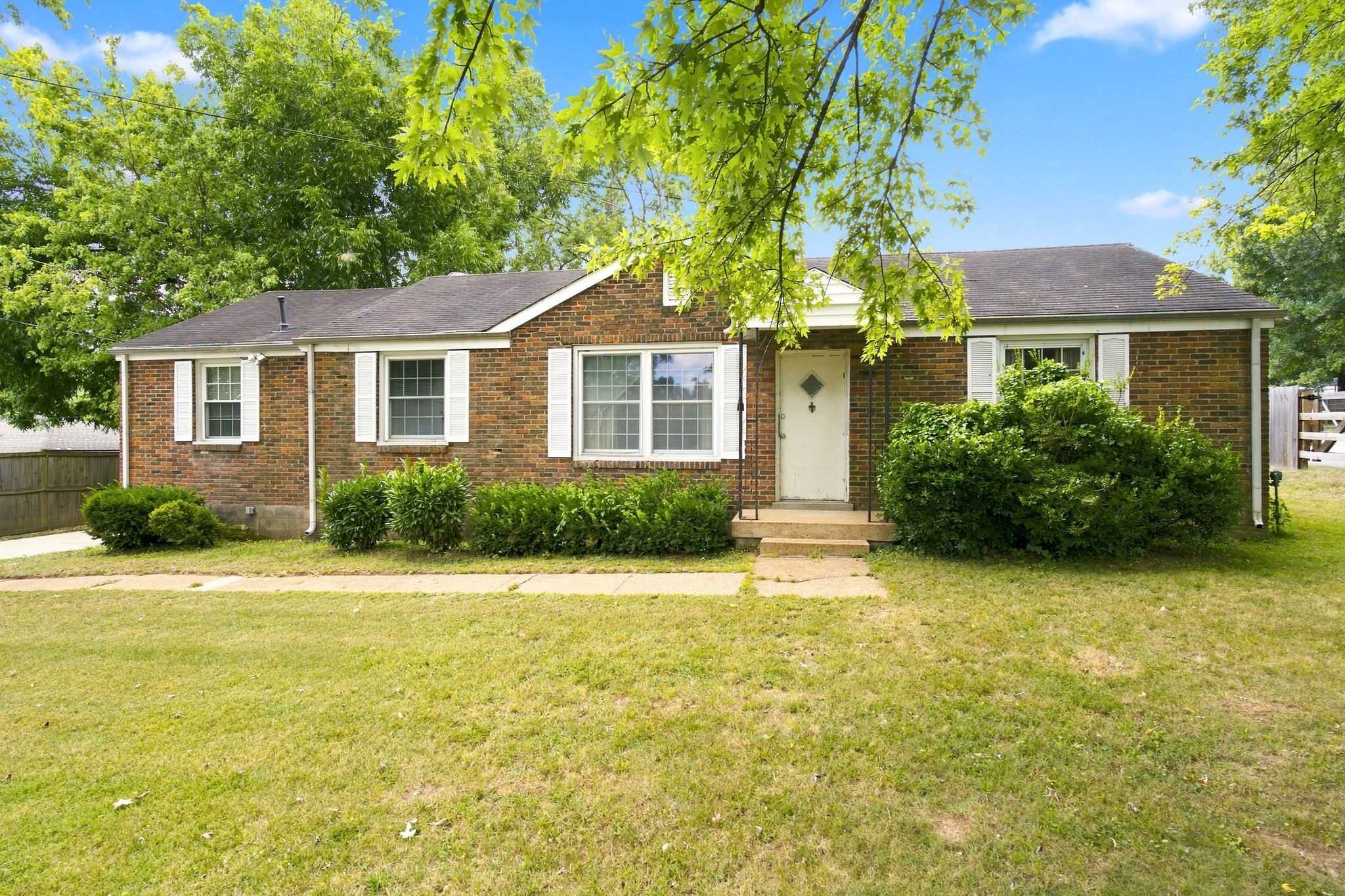 511 Brentlawn Dr Nashville Tennessee United States, for Sale, residential, Adam Hanes, LPT Realty