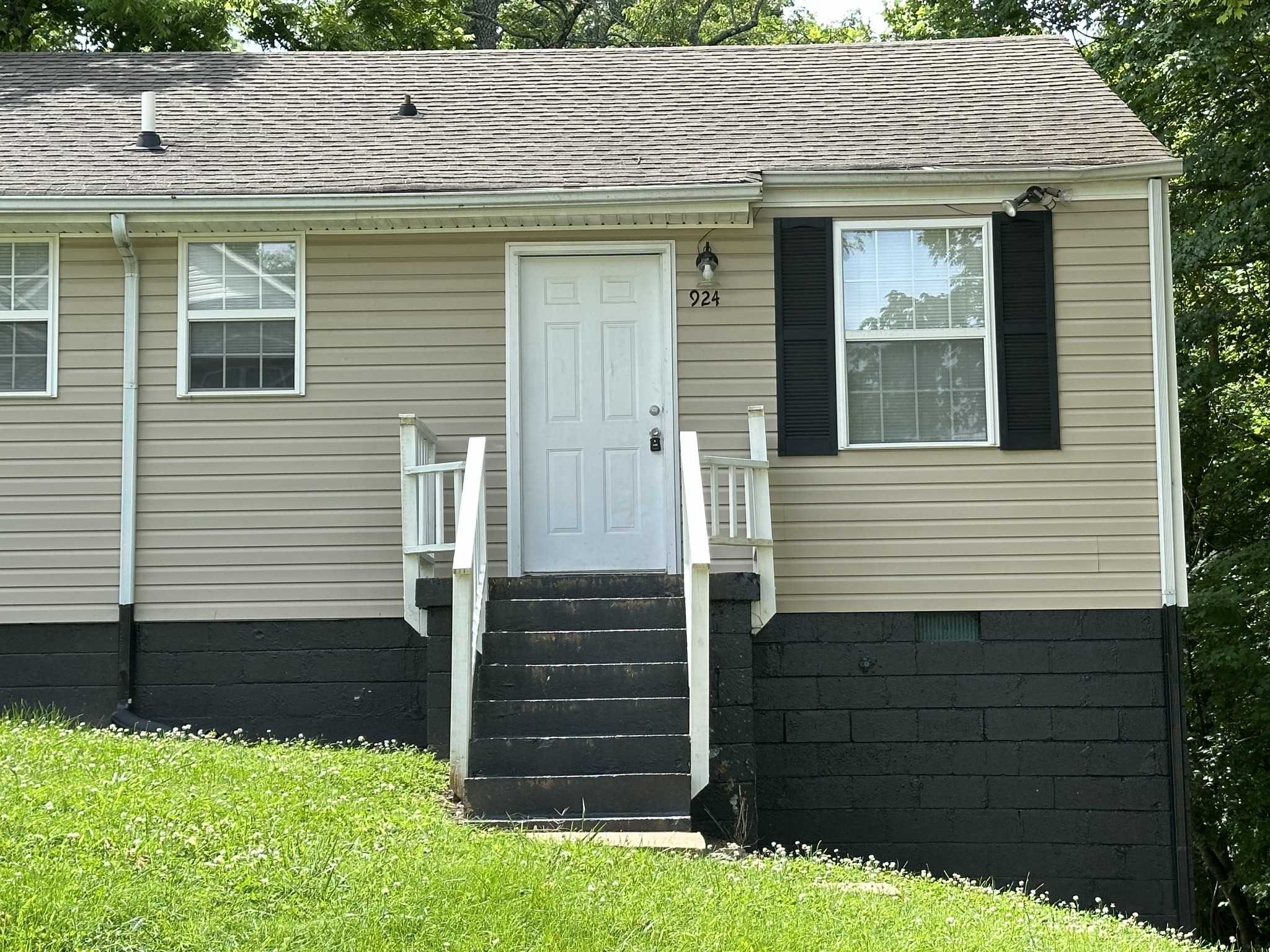 924 Woody Hills Dr Clarksville Tennessee United States, for Sale, commercial, Rebekah  Sprabary, Sweet Home Realty & Property Management