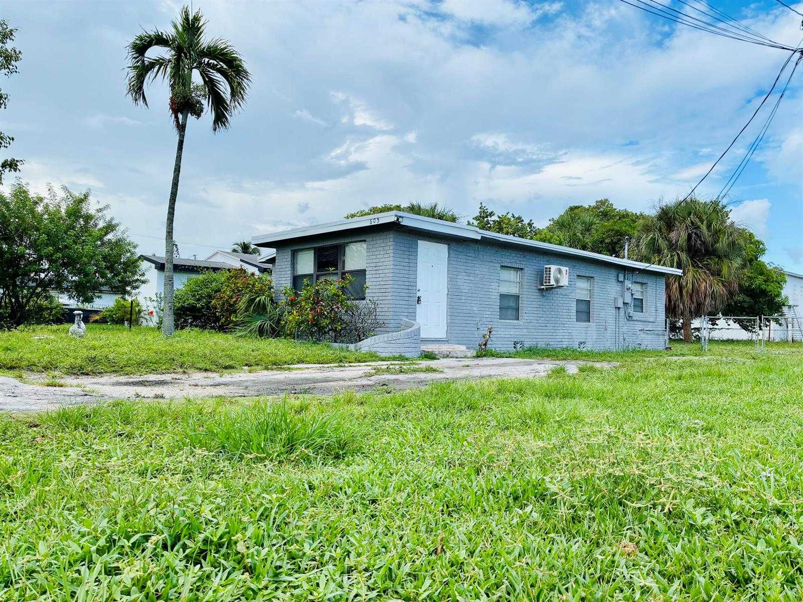 605 NW 9TH Avenue Pompano Beach Florida United States, for Sale, residential,  , D'Lux Real Estate Services, LLC