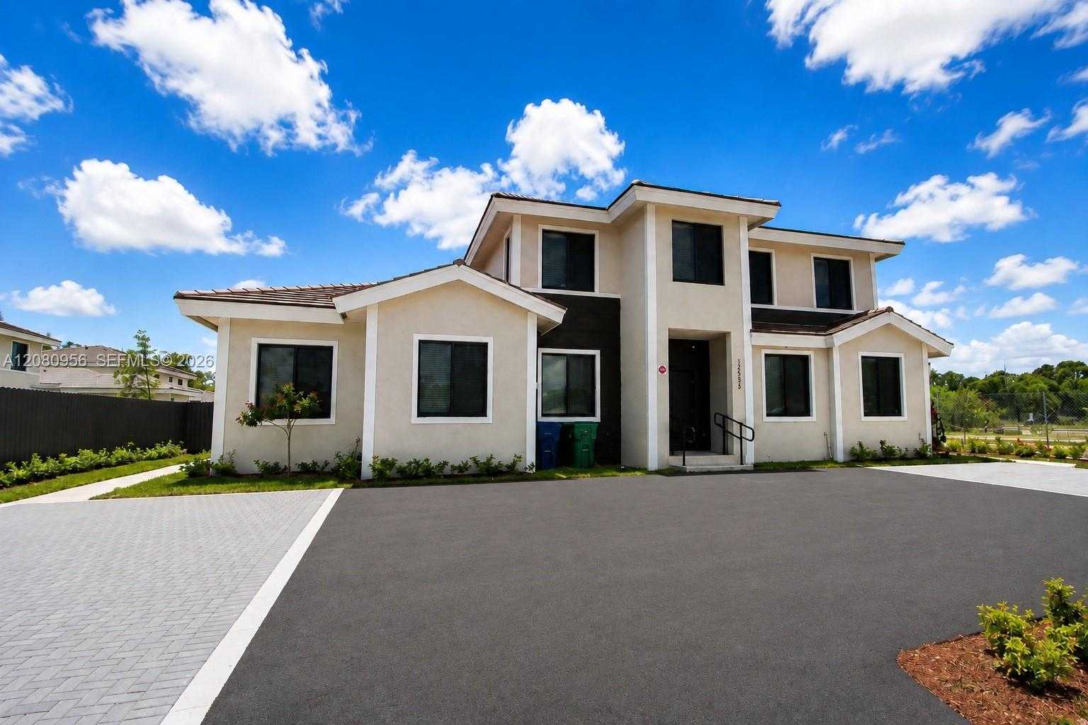 19428 SW 125th Ave  APT C Miami Florida United States, for Rent, residential, Sandra Benkahla, The 305 Agency