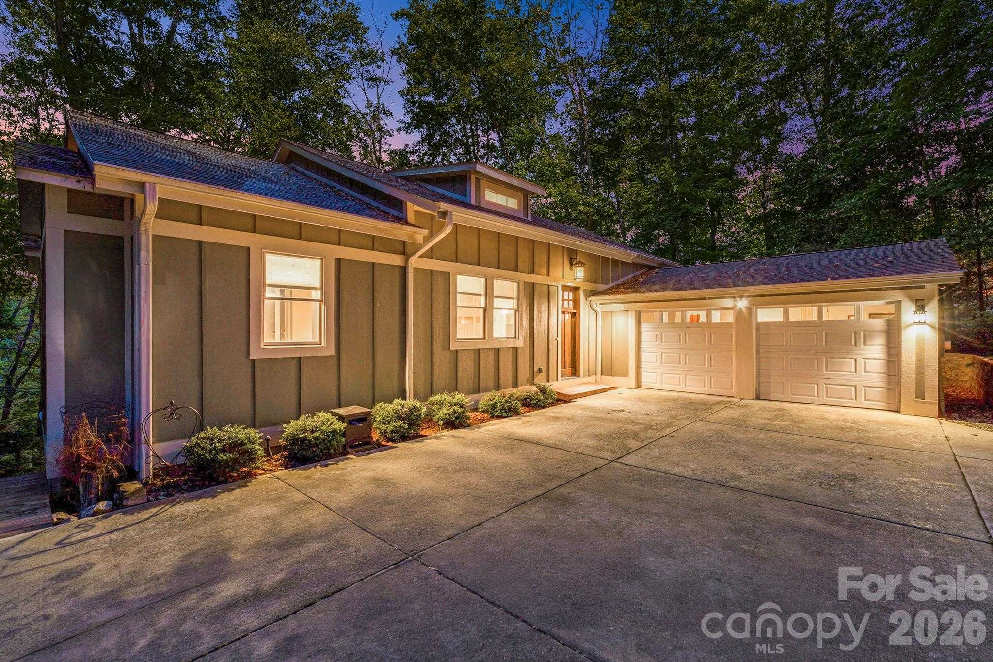 22 Wild Violet Lane Arden North Carolina United States, for Sale, residential, Toby Davis, RE/MAX RESULTS REALTY