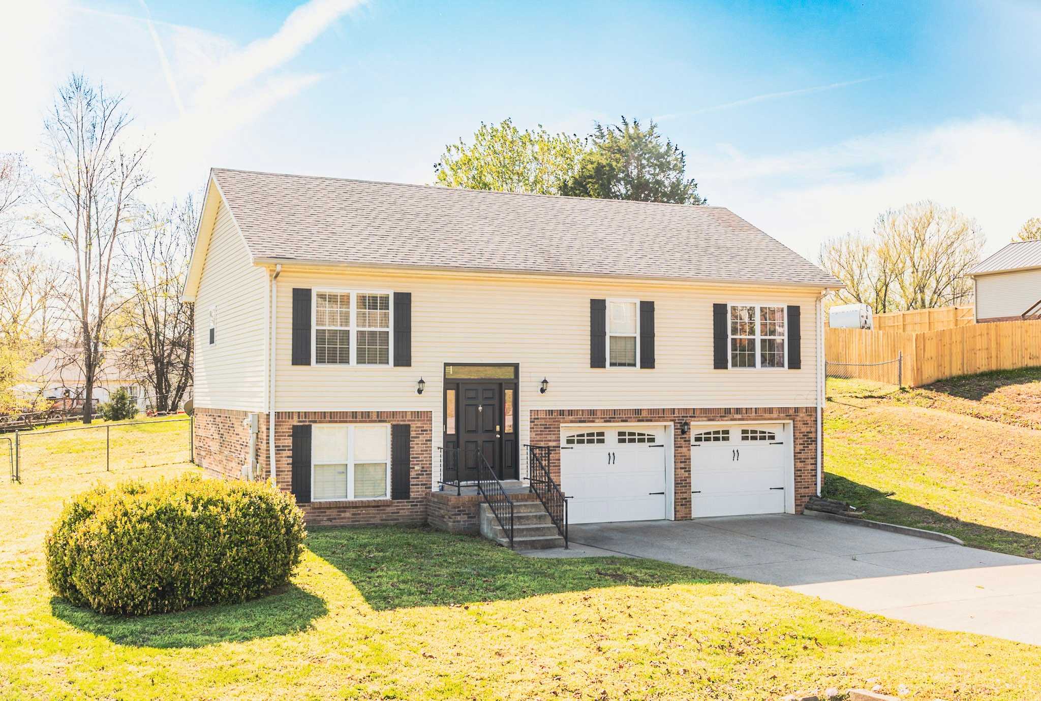 524 Barney Ln Clarksville Tennessee United States, for Sale, residential, Adam Hanes, LPT Realty