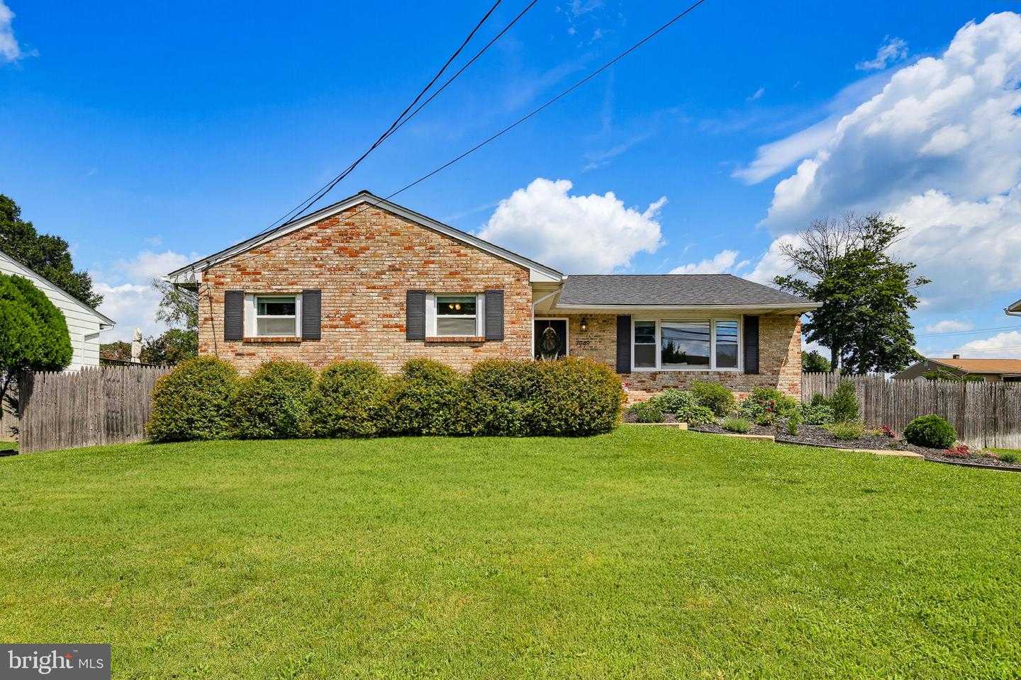 7949 ELVATON ROAD Glen Burnie Maryland United States, for Sale, residential, Litra  Simms, Simms and Associates