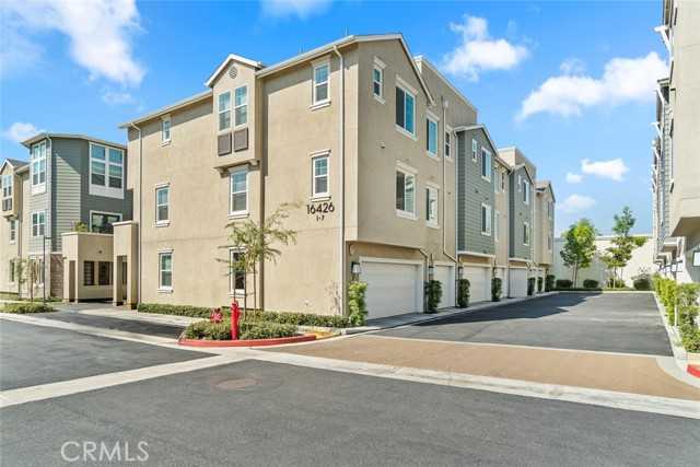 16426 Whittier  APT 3 Whittier California United States, for Sale, residential, Ralph  Morfin, Realty One Group
