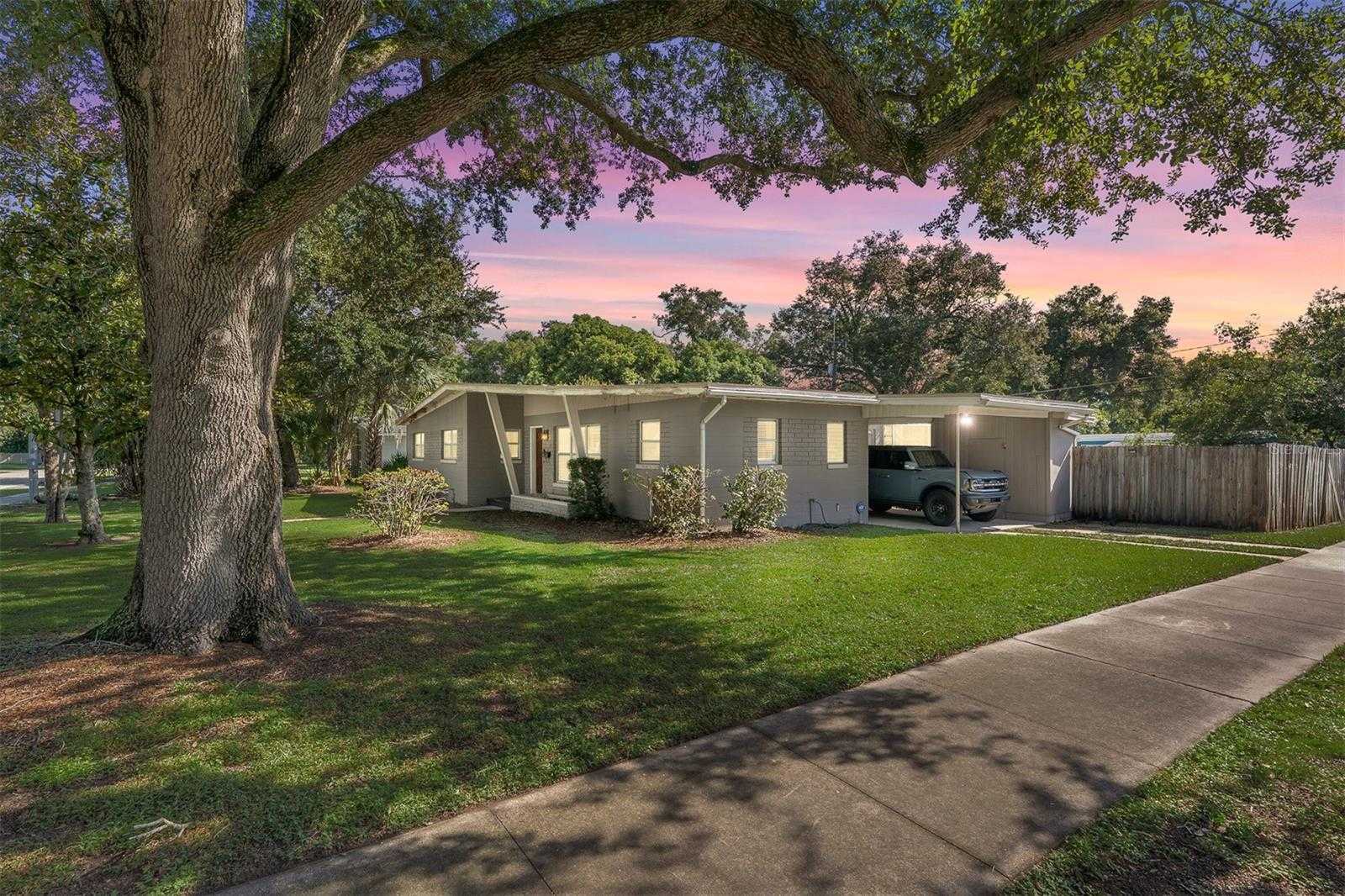1209 S CRYSTAL LAKE DRIVE Orlando Florida United States, for Sale, residential, Ken Anderson, ApexOne Realty, Inc.