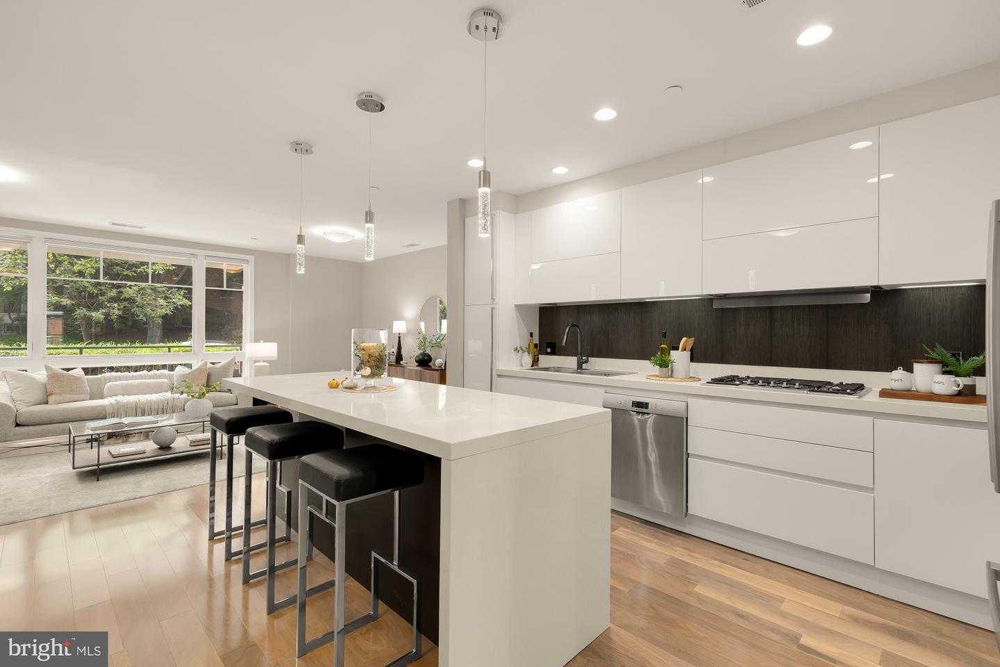 5109 CONNECTICUT AVENUE APT 2 Washington District Of Columbia United States, for Sale, residential, Zandra Jamison, Samson Properties