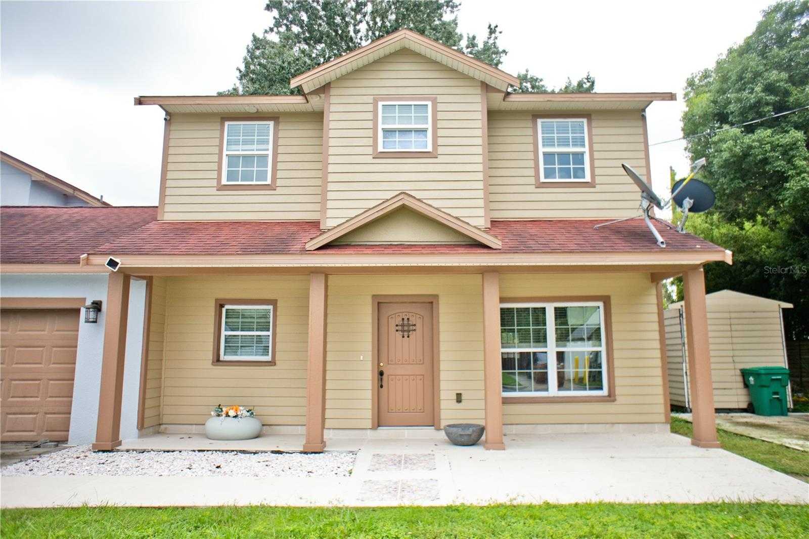 402 E MAPLE STREET Winter Garden Florida United States, for Sale, residential, Zaira Mejia, Spaces & Styles Group