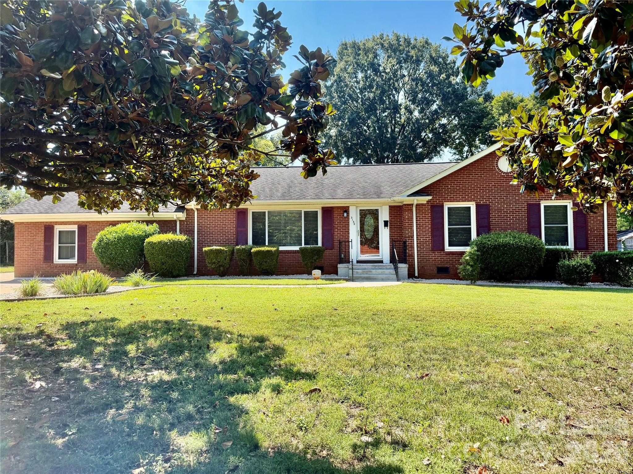 3132 Dawnshire Avenue Charlotte North Carolina United States, for Rent, residential, Kristen Haynes, New Home Buyers Brokers / Realty Pros