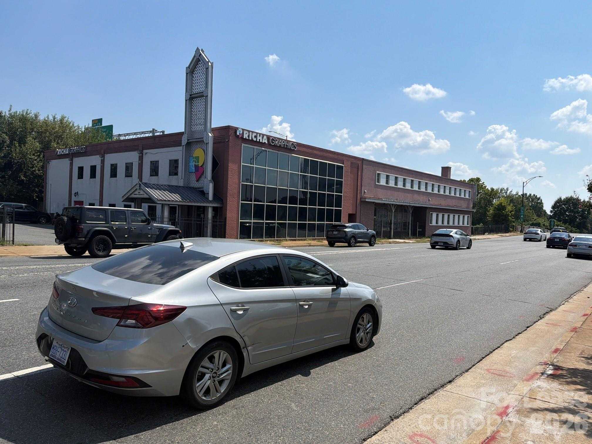800 N College N Charlotte North Carolina United States, for Lease, commercial, Kristen Haynes, New Home Buyers Brokers / Realty Pros