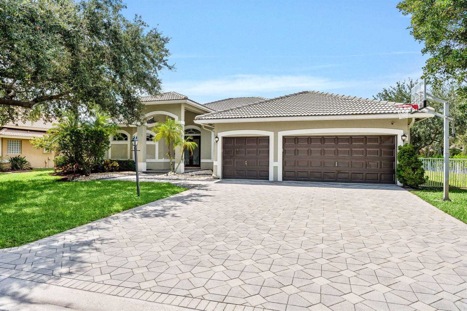 10668 NW 69TH Street Parkland Florida United States, for Sale, residential, Pierre J Denis, Realty 100
