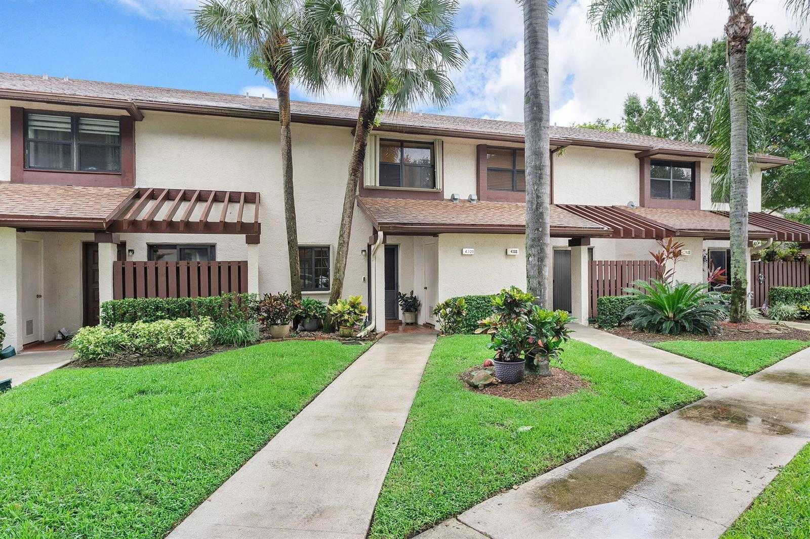 4321 CARAMBOLA Circle APT 403-F Coconut Creek Florida United States, for Sale, residential,  , Phoenix Realtors LLC