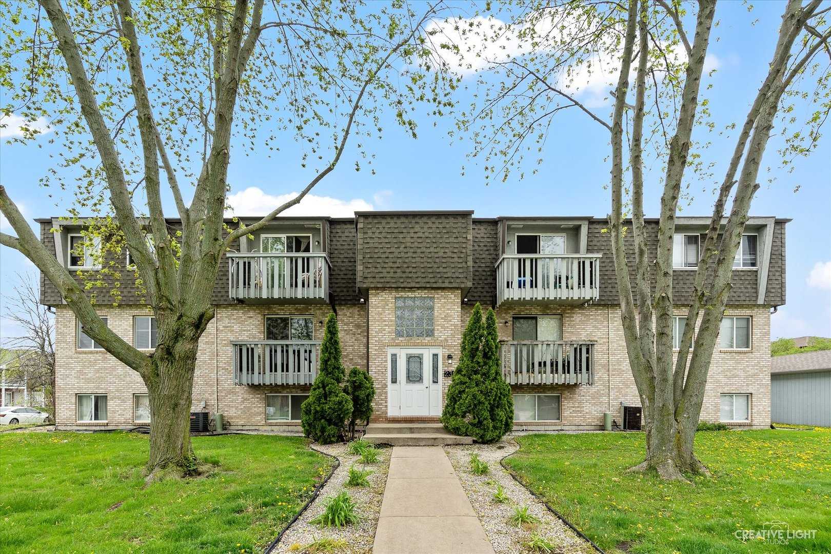 2301 Bicentennial Avenue APT 5 Crest Hill Illinois United States, for Sale, residential,  , Alpha 7 Realty