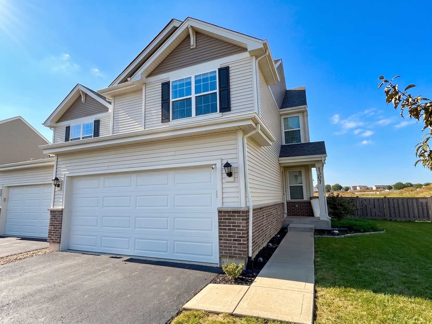 1307 Fawnlily Circle Joliet Illinois United States, for Sale, residential,  , Alpha 7 Realty