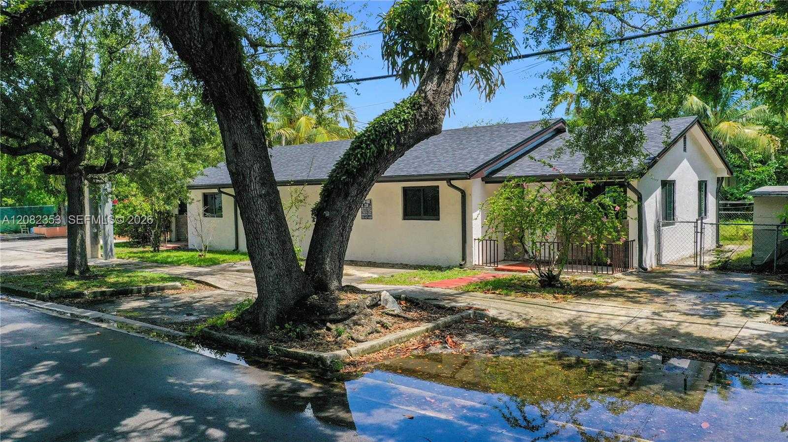 3471 Plaza St Miami Florida United States, for Sale, residential, Sandra Benkahla, The 305 Agency