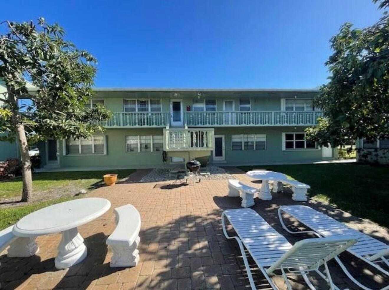66 Easthampton C  APT C West Palm Beach Florida United States, for Rent, residential,  , Phoenix Realtors LLC