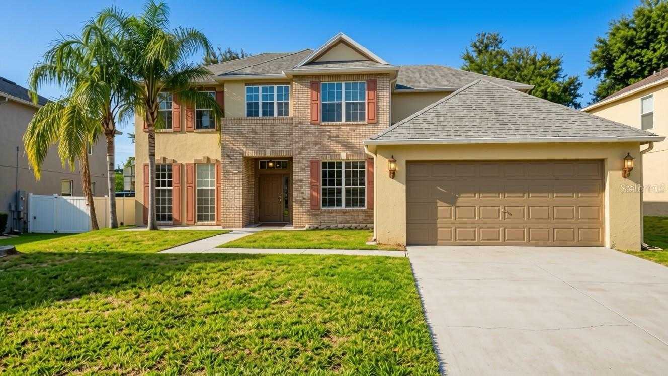 219 HUNT STREET Clermont Florida United States, for Sale, residential, Zaira Mejia, Spaces & Styles Group