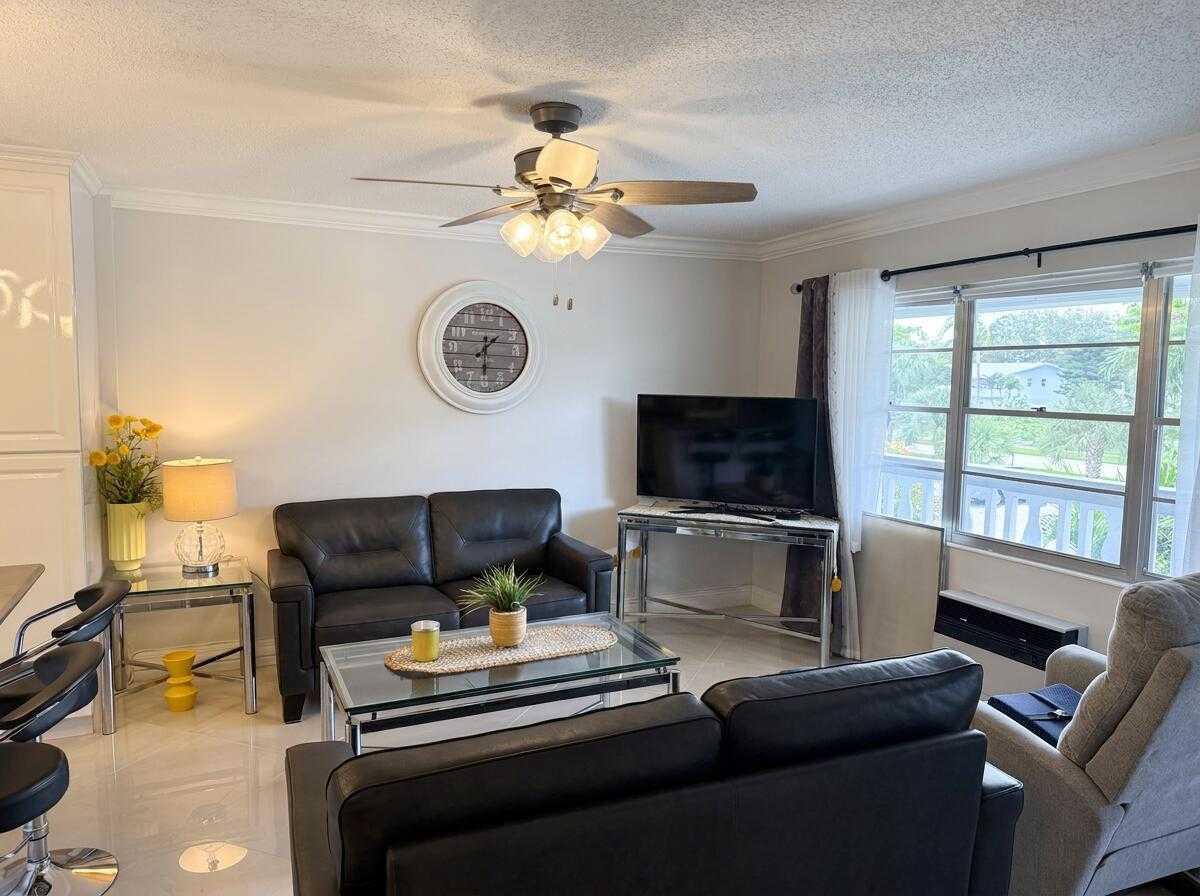 37 OAKRIDGE C  APT 37 Deerfield Beach Florida United States, for Sale, residential,  , Phoenix Realtors LLC