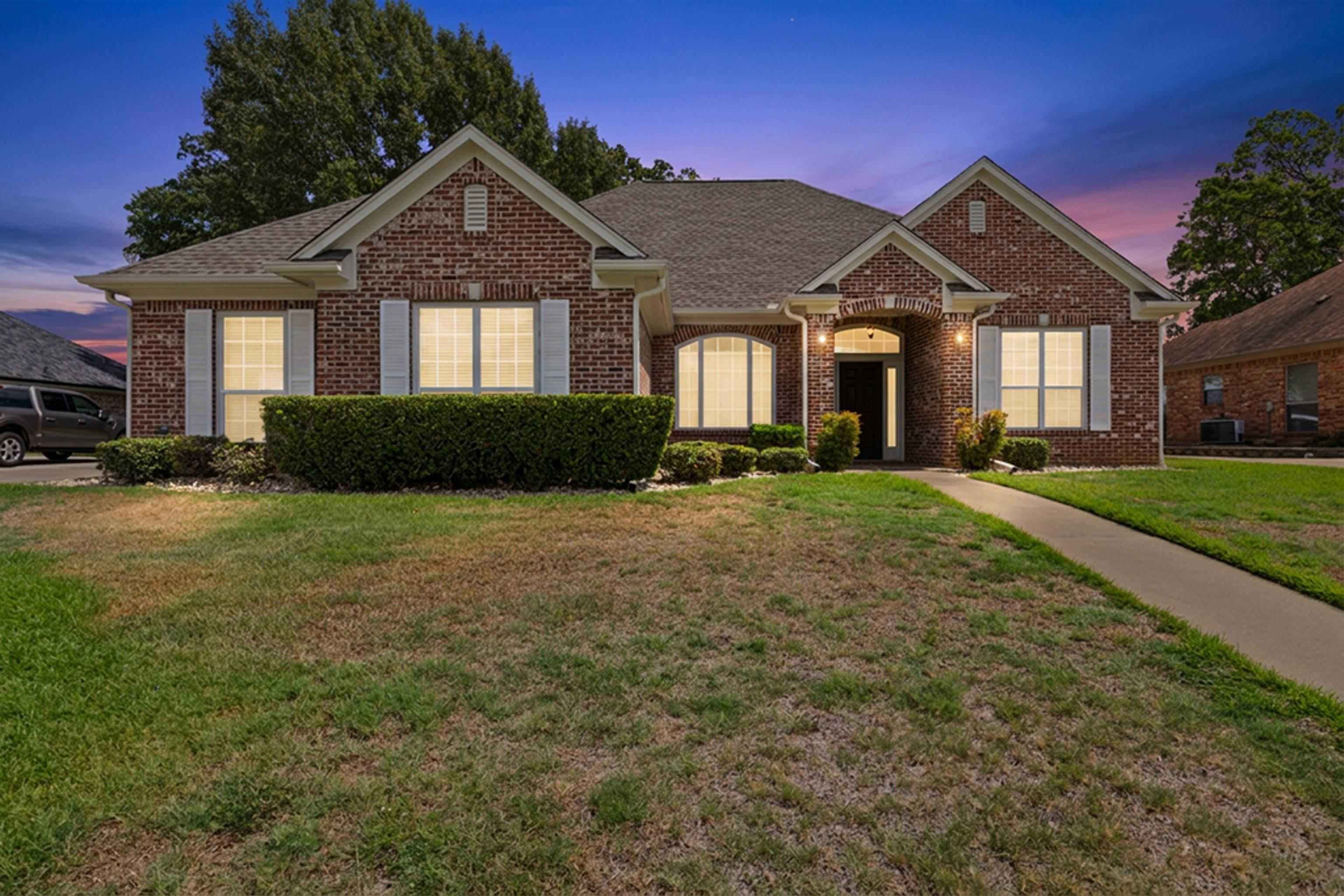 3302 St. (Saint) Andrews Dr Longview Texas United States, for Sale, residential,  , Drake Chapman Real Estate, Brokerage