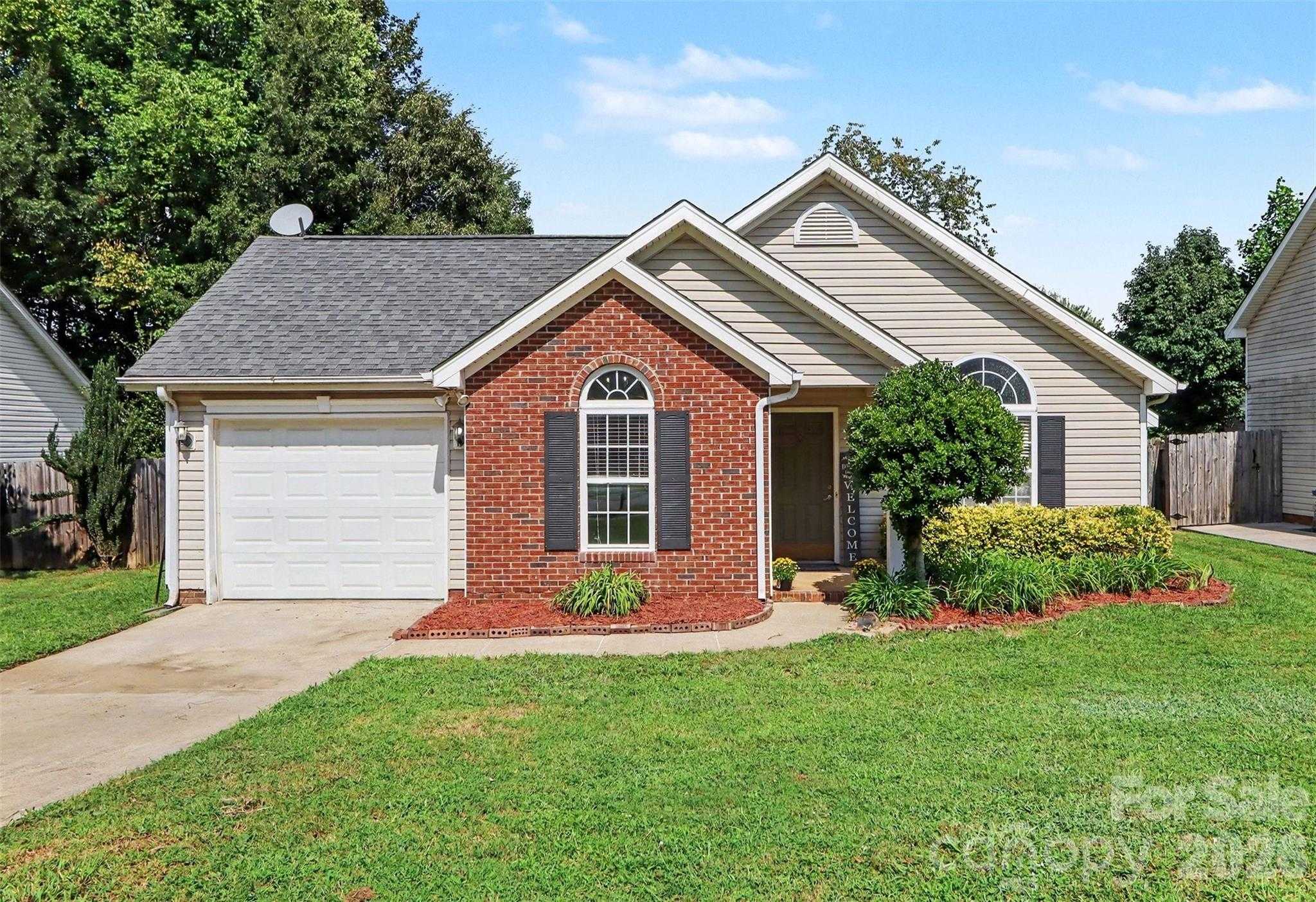 416 Mcginn Grove Drive Charlotte North Carolina United States, for Sale, residential, Kristen Haynes, New Home Buyers Brokers / Realty Pros