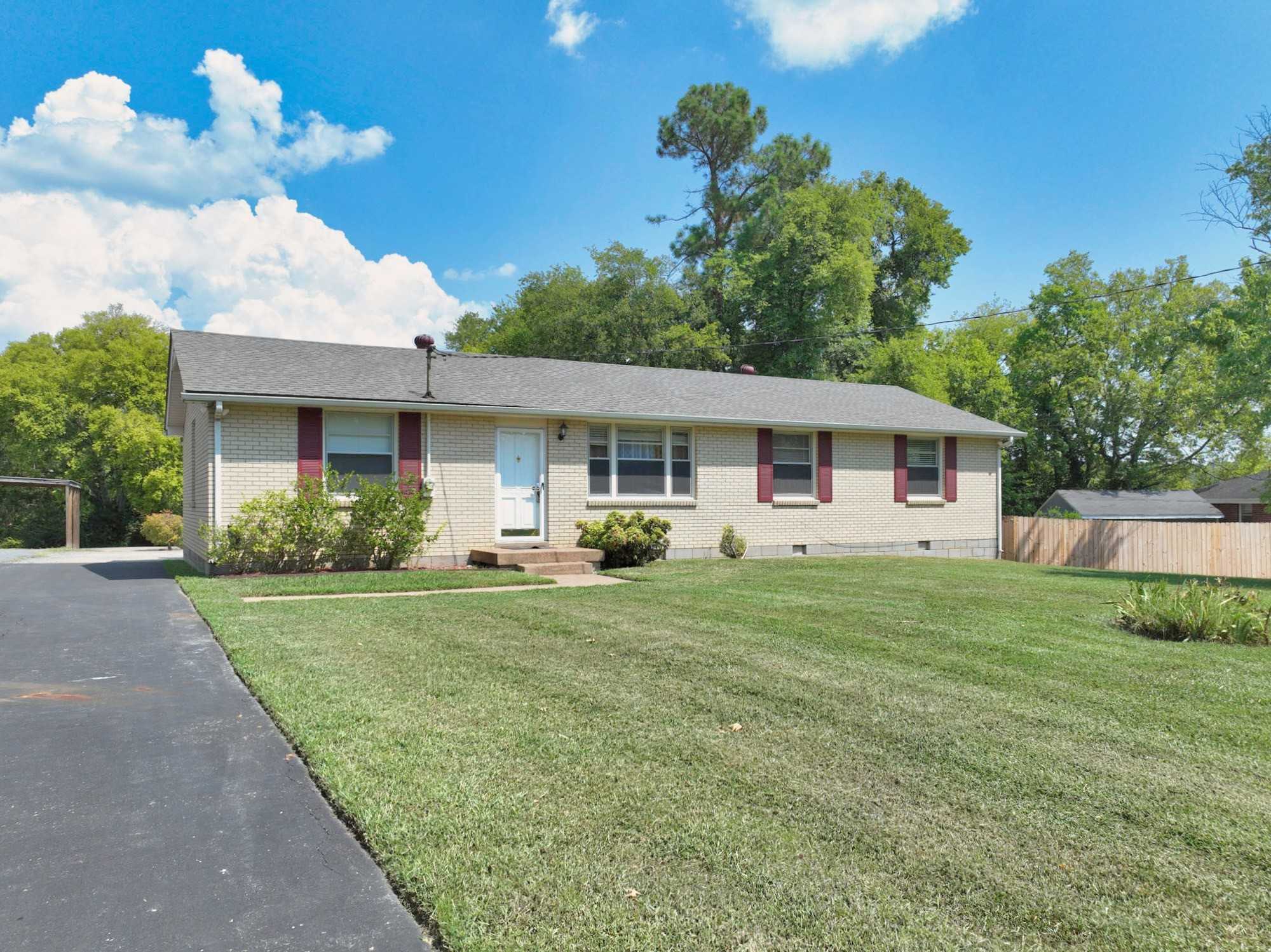 100 McBratney Dr Hendersonville Tennessee United States, for Sale, residential, Adam Hanes, LPT Realty