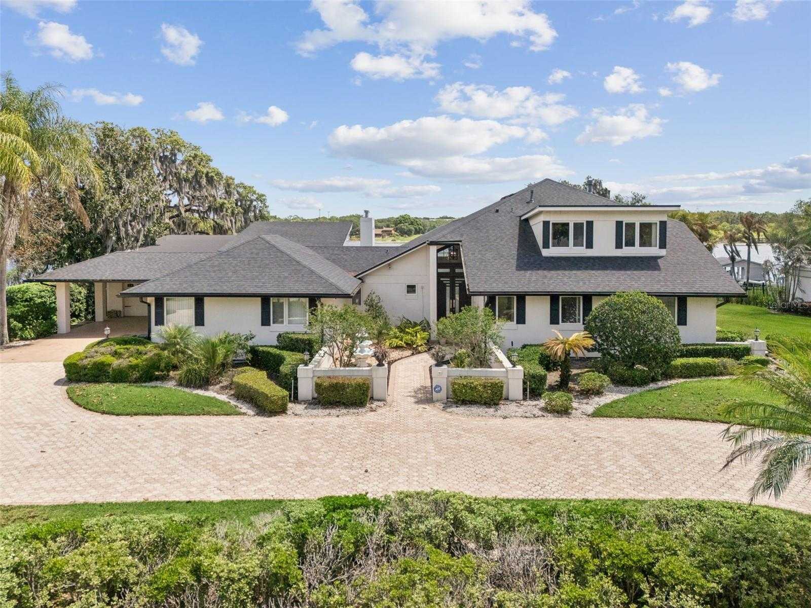 4301 DOWN POINT LANE Windermere Florida United States, for Sale, residential, Zaira Mejia, Spaces & Styles Group